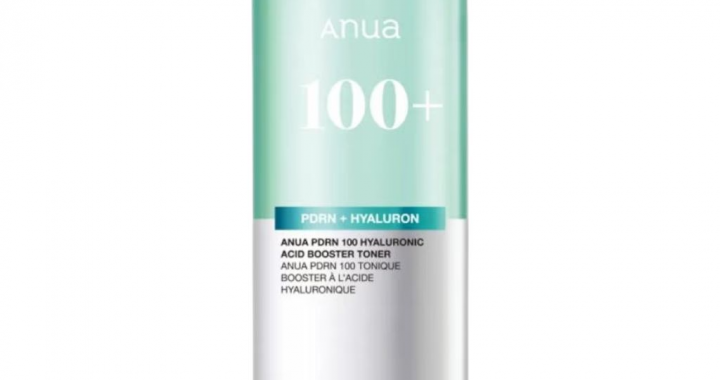 The Toner Ingredients That Calm Breakouts Instantly